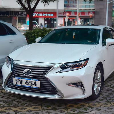 LED-daglicht en drie-oog-LED-koplampen voor Lexus ES-koplampen