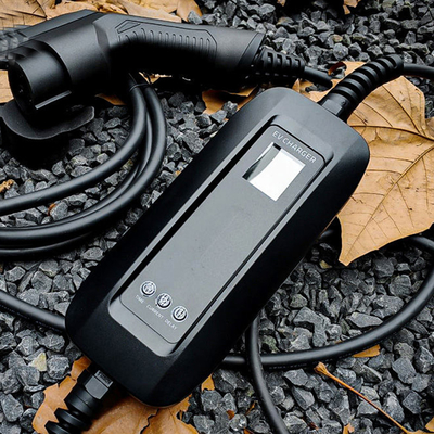 16A 3.6KW elektrisch voertuigoplader met IP66-classificatie en AC 220V 20% uitgangsspanning