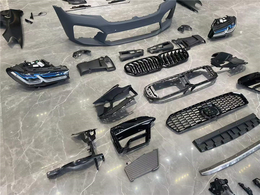 Auto fittings BMW 5e serie F10 Voorbumper Achterbumpers Fenders Zijkanten rokken Bodykit F10 F18