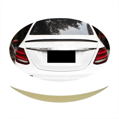 Transformeer je Benz W213 E Class met onze lichte koolstofvezel achter spoiler vleugel