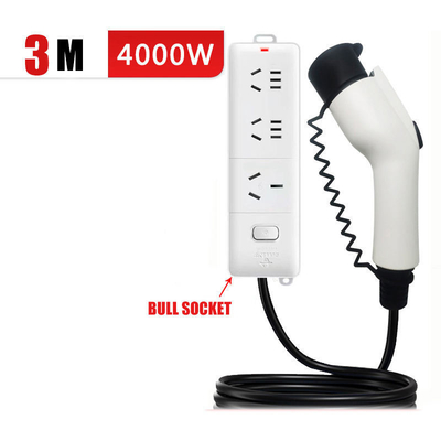 Draagbaar oplaadpistool voor buitenkamperen voor elektrische voertuigen met een nominale vermogen van 4 kW