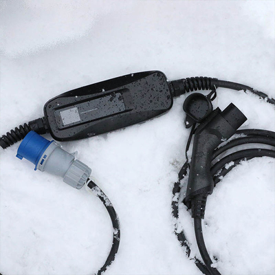 32A Draagbare Fast Easy EV Car Charger voor thuis Voltage 2000V IP IP66